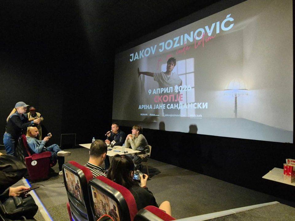 Јаков Јозиновиќ на ПРЕС во Скопје се дружеше со новинарите и го најави концертот на 9-ти април во СЦ „Јане Сандански“