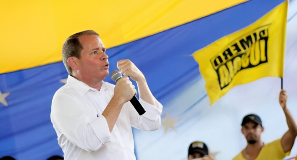 Венецуелскиот опозициски лидер ослободен од притвор по осум месеци