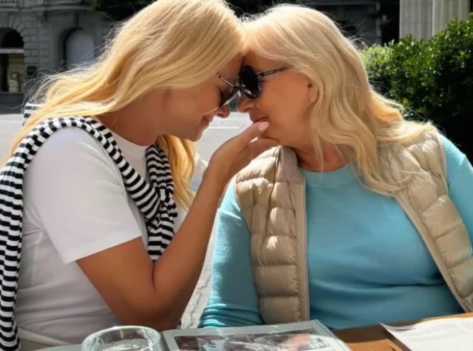 „Единствена моја“: Илда Шаулиќ со емотивна честитка до својата мајка