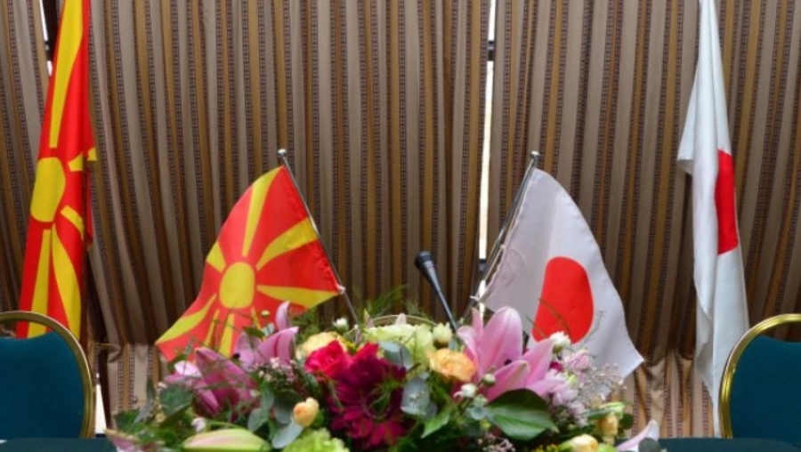 Два нови јапонски гранта – за ехо апарат на Клиниката за ендокринологија и за противпожарно возило во Свети Николе