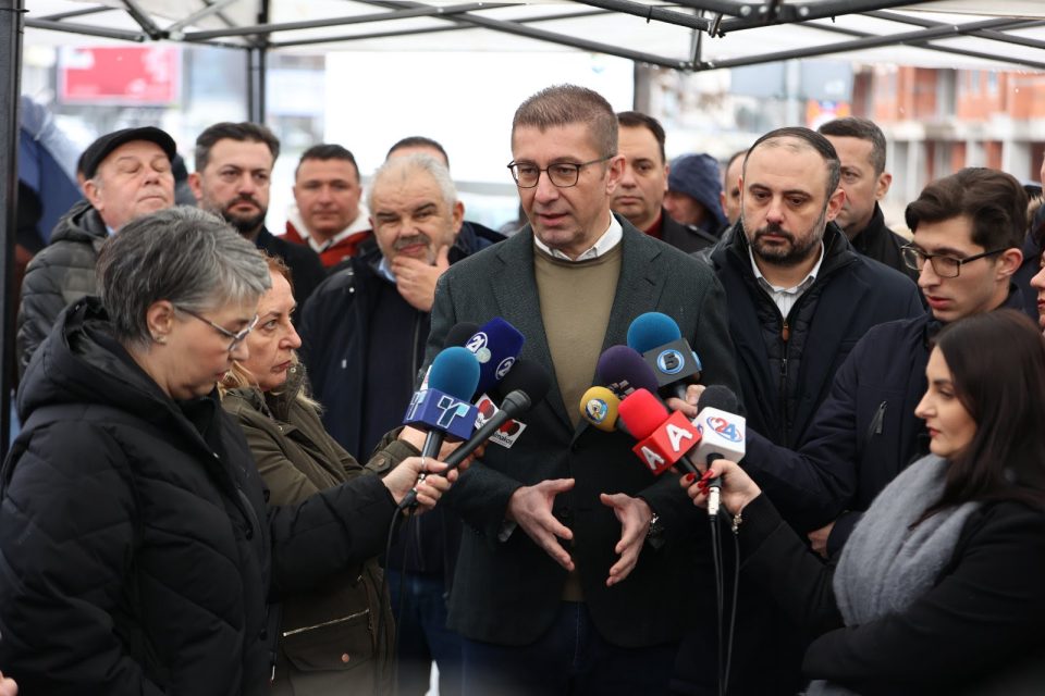 Мицкоски: Понудата до синдикатот е на маса една година, но мора да се преговара делот за плати во ОКД