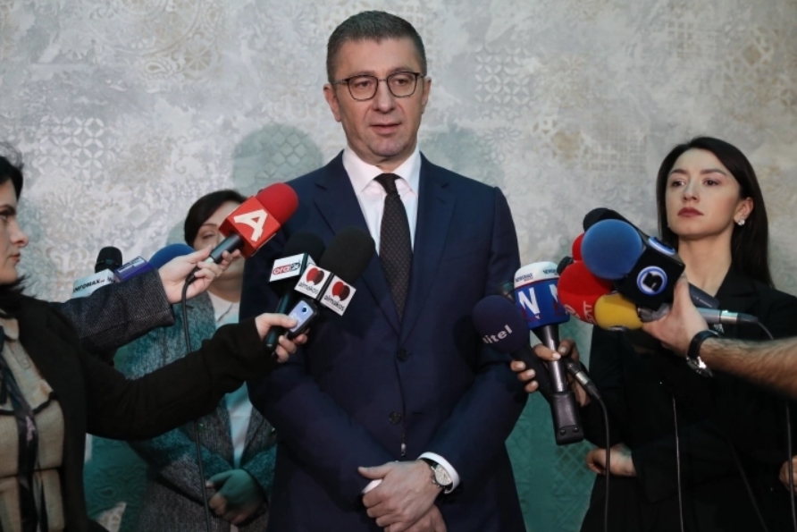 Мицкоски: Можеме да помогнеме работодавачите и работниците да најдат компромис, но не можеме да наметнуваме