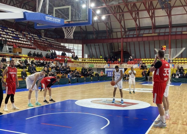 МЗТ Скопје Аеродром со „стотка“ против Работнички до полуфиналето во Купот