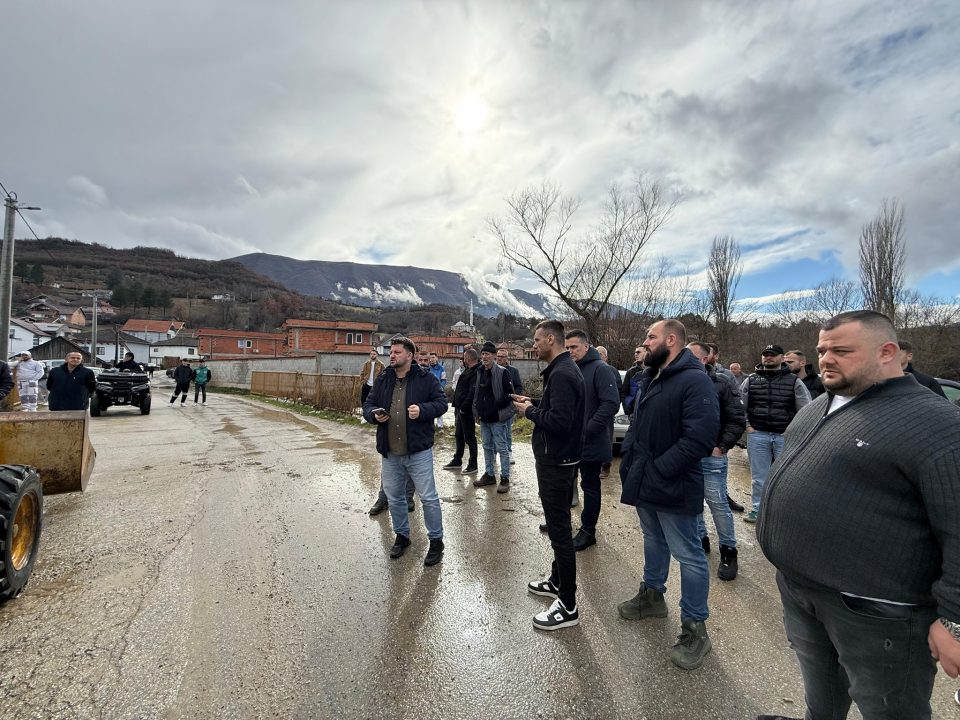 Поплавени куќи во селата Буковиќ и Семениште во општина Сарај