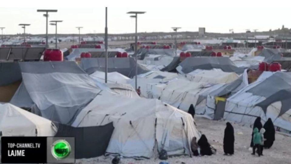 Уште најмалку 44 албански граѓани се во Сирија меѓу нив и жени и деца