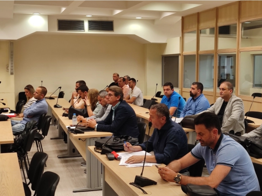 Со вкрстено испитување на секретарот на Пливачката федерација продолжи судењето за „спортски ваучери“, отворена била нова покрај блокираната сметка на Федерацијата