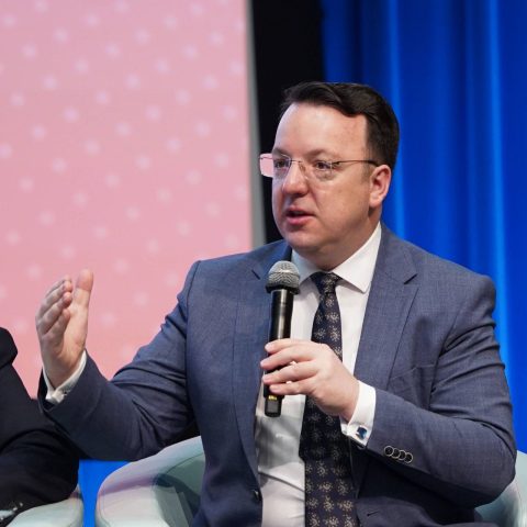 Николоски: Инвестициите на коридорите во Македонија го комбинираат бизнисот и безбедноста. Праќаме позитивни сигнали за инвеститорите