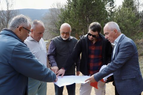 Се работи и во Ротино, се реконструира патот до црквата