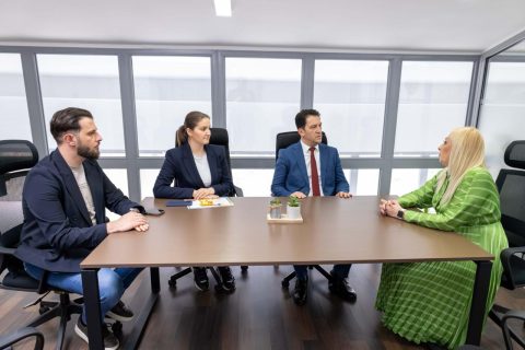 Сали го посети ООУ Ресурсниот центар „Иднина“