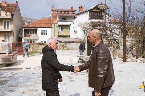 Партерно уредување на просторот зад зградата на СВР Битола