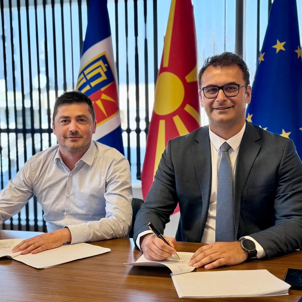 „Ѓорче Петров ја добива најголемата фотоволтаична централа на кровна површина во Македонија“