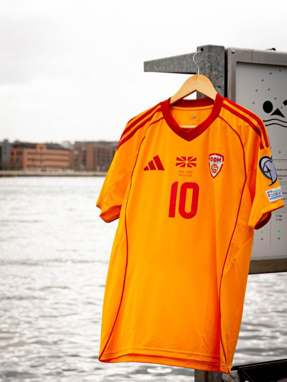 Новиот дрес за среќа огреа во Копенхаген!