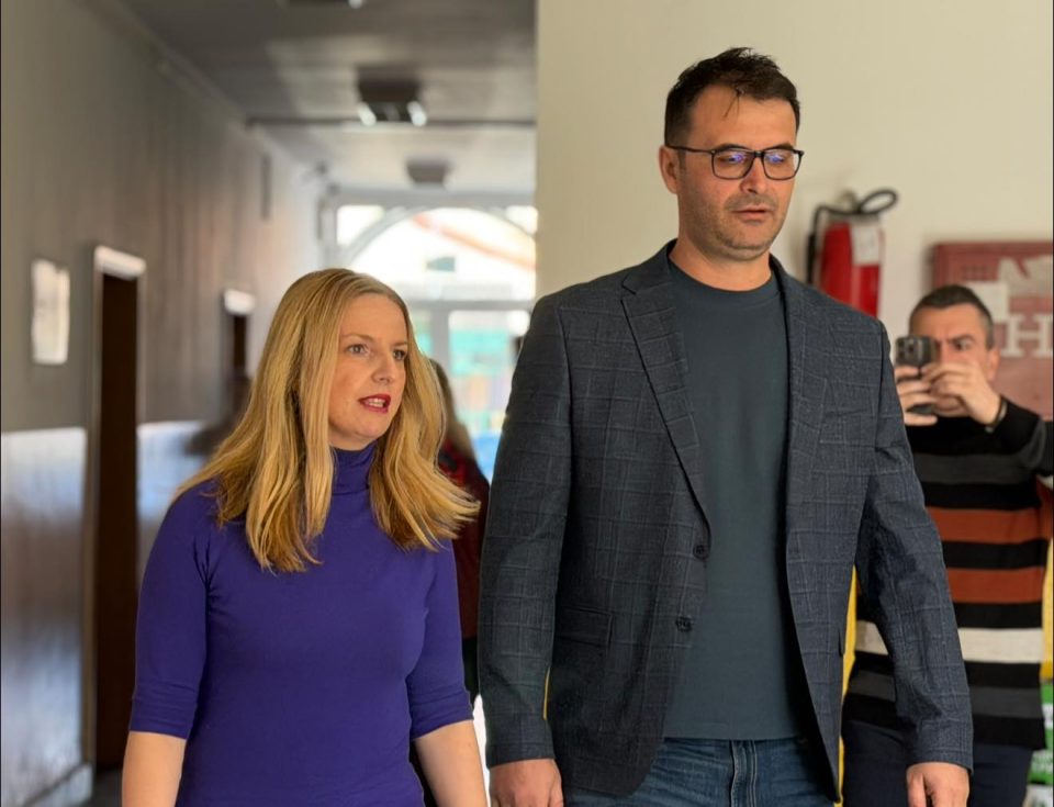 Стојкоски: Целосно се реконструирани тоалетите во ООУ „Ѓорче Петреов“