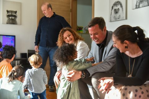 Во спомен на децата жртви на холокаустот: ФХЕМ потпиша договор за донација со Домот за доенчиња во Битола