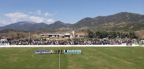 (ФОТО) ПРЕПОЛНИ ТРИБИНИ ЗА ФК УДАРНИК: Атмосфера каква што доликува на едно големо дерби