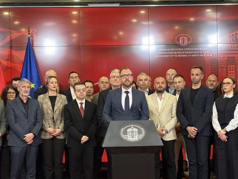 Љутков ги разобличи лагите на СКРМ: Сите одлуки што ги носам се во согласност со законските рамки и со принципот на еднаков третман за сите вработени