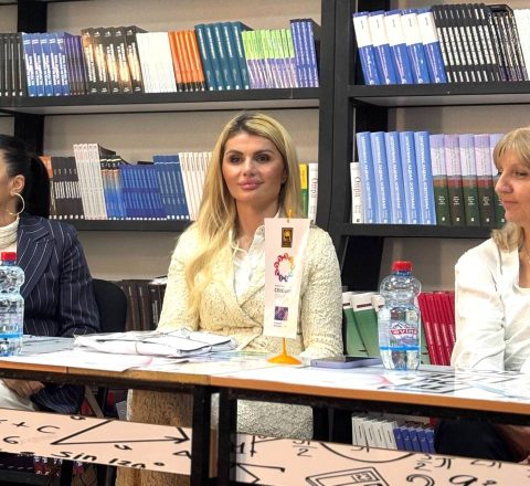 Трајков: Ги охрабрувам младите жени да бидат лидери