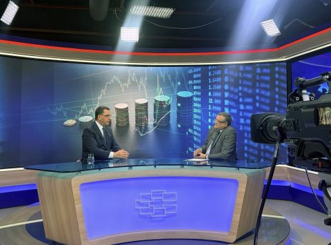 Славески: Денарот е стабилен, институциите се подготвени за навремена реакција