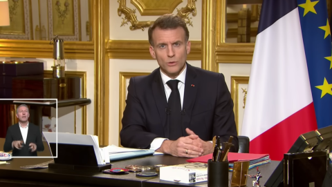 Макрон: Идниот француски носач на авиони ќе се вика „Слободна Франција“