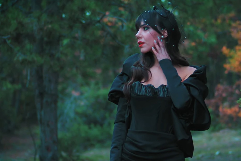 Стојне Николова ја претстави „Душа скршена“ – песна во која многумина ќе се пронајдат