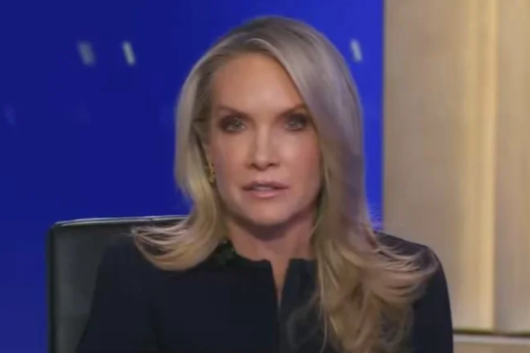 ВИДЕО: Новинарка го праша Трамп за ситуацијата во Иран, тој одговори: Изгледаш подобро од кога било