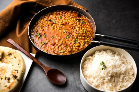 Чорба со црвена леќа, булгур и ориз