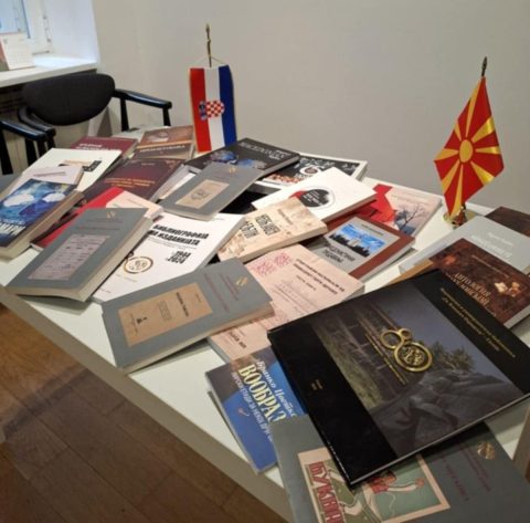 Значајна донација на книги од страна на НУБ „Св. Климент Охридски“ од Скопје за македонскиот КИЦ во Загреб
