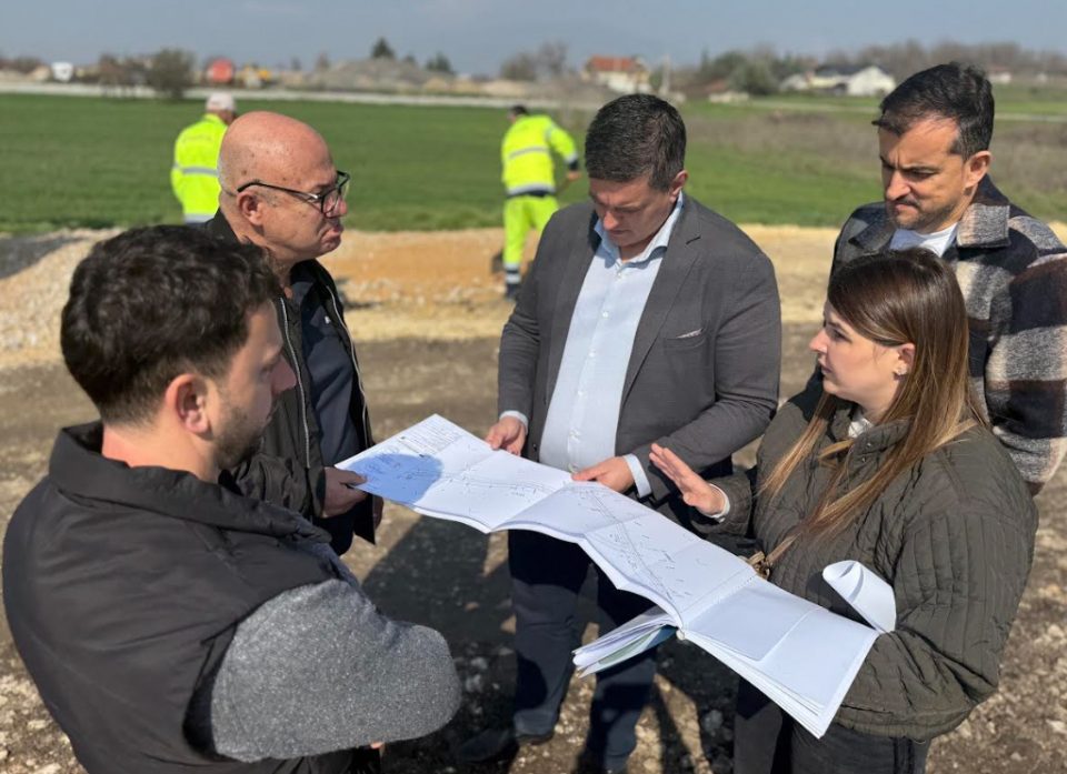 Општина Илинден започна со реконструкција на улица „11“ во Кадино