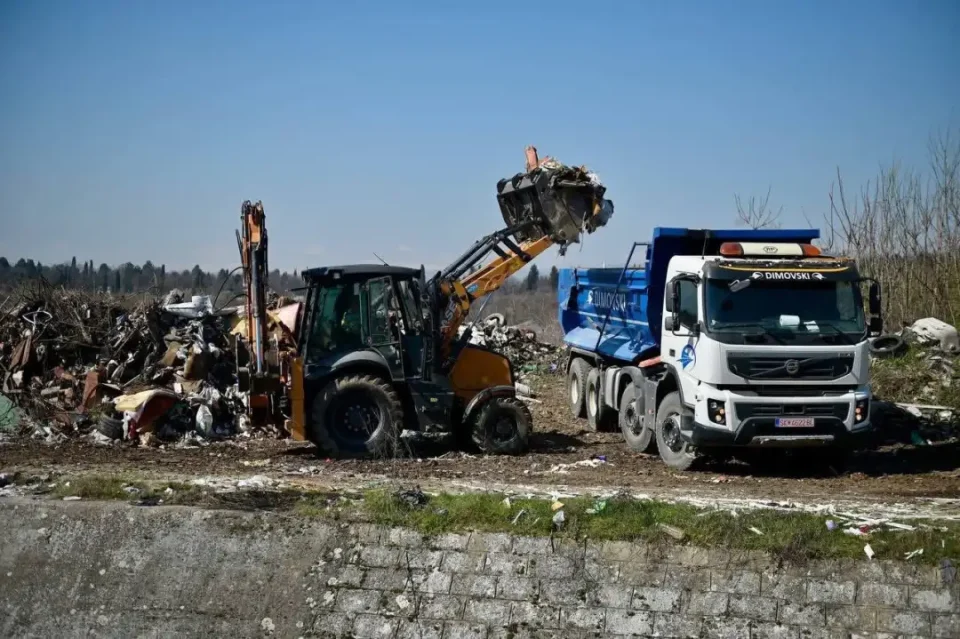 Нова пешачка патека добива Бутел, се чисти и уредува коритото на Серава