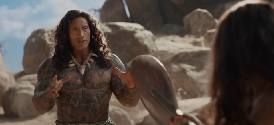 ВИДЕО: Објавен трејлер за играниот филм „Моана“, периката на Двејн Џонсон – Мауи опишана како „кривично дело“