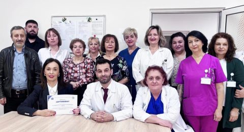 Посветеност кон безбедноста на пациентите: Сертификат за акредитација за Клиниката за нефрологија