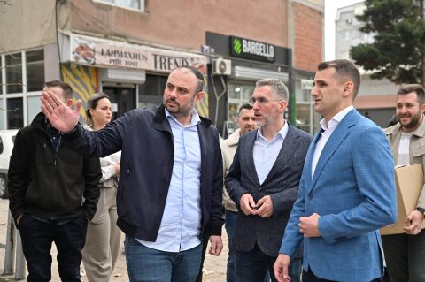 Ѓорѓиевски и Велковски по повод Рамазан Бајрам поделија пакети со прехранбени производи