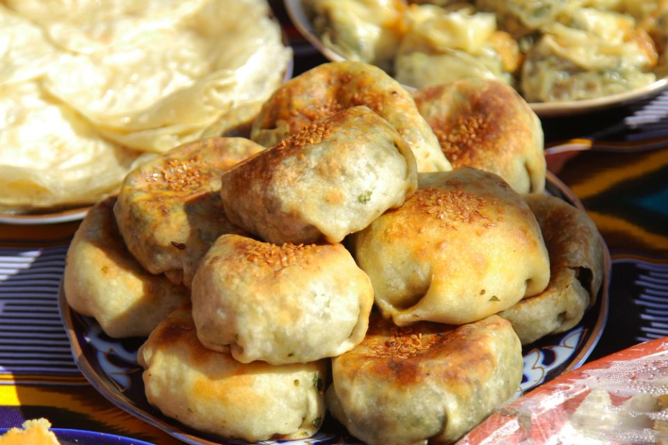 ПОГАЧИЦИ СО СЛАНИНА: Меки, миризливи и совршени за појадок