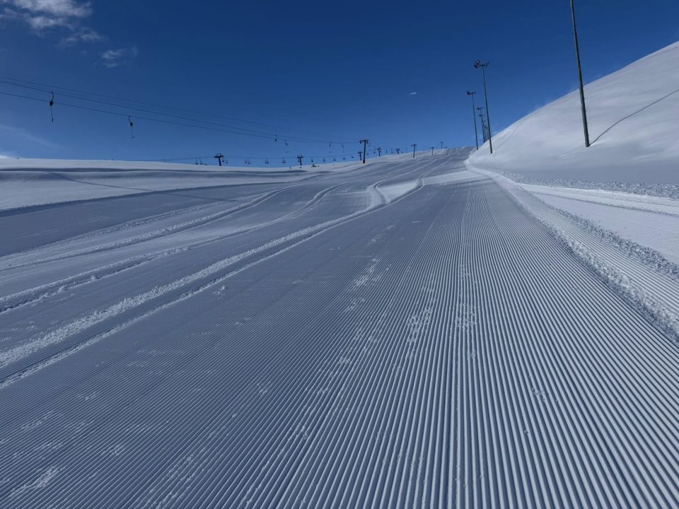Ски сезоната на Попова Шапка продолжува