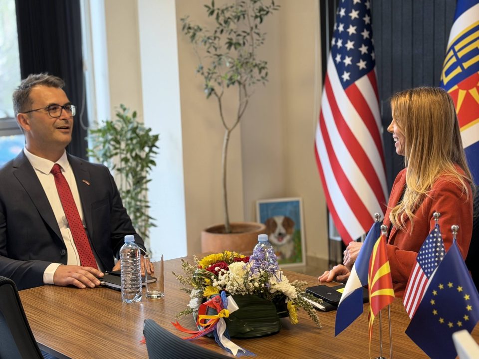 Градоначалникот Стојкоски на средба со вршителката на должност шеф на мисијата во Амбасадата на САД