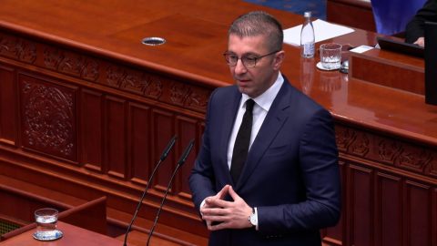 Мицкоски: Платите во здравствените работници ќе пораснат во април, буџетот во здравство е приближно 1 милијарда евра, ќе инвестираме и во болници и клинички центри