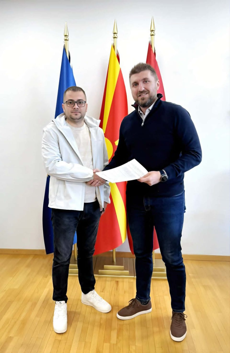 Првото одобрение со 0 денари комуналии за млади до 35 години  во Општина Аеродром е веќе реалност