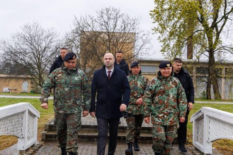 Мисајловски: Првата пешадиска бригада е клучниот столб на македонската Армија