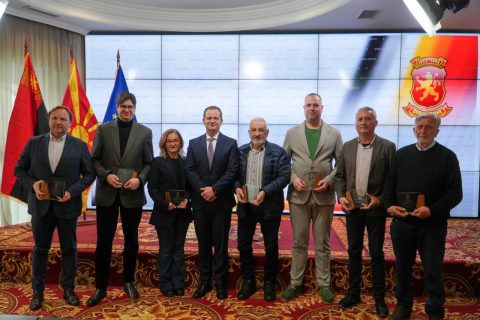 Ковачки им додели плакети за благодарност на поранешните генерални секретари на ВМРО-ДПМНЕ